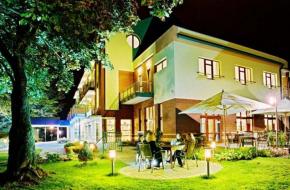 Hotel Panorama Rychnov nad Kn�nou - venkovn� pohled